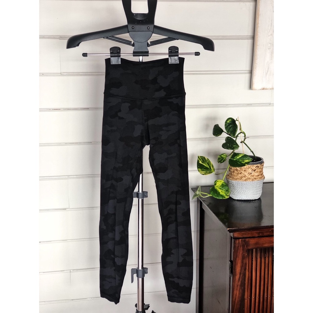 Lululemon Aligns - CAMO 🖤🤍